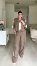Load image into Gallery viewer, Rivour Two Piece Set - Mocca
