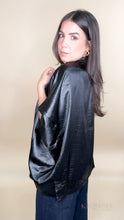 Load image into Gallery viewer, Comfy Short Sleeve Jacket - Black
