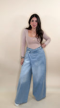 Load image into Gallery viewer, Not your Basic Jeans
