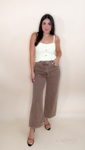 Load image into Gallery viewer, Mocca Love Jeans
