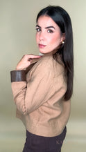 Load image into Gallery viewer, Tuly Linen Hybrid Jacket
