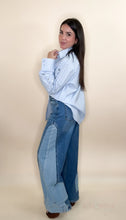 Load image into Gallery viewer, Elle Oversized Blouse
