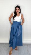 Load image into Gallery viewer, Magder Maxi Dress
