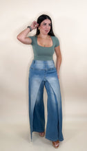 Load image into Gallery viewer, Fashionista Denim Pants
