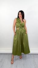 Load image into Gallery viewer, Jenna Flower Dress Green
