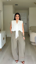 Load image into Gallery viewer, The Most Stylish Pants (2 colors)
