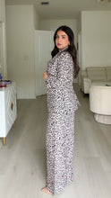 Load image into Gallery viewer, Vittoria Two Piece Set
