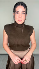 Load image into Gallery viewer, High Neck Top Sweater
