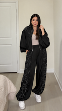 Load image into Gallery viewer, Remy Two Piece Set - Black
