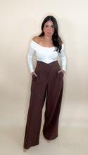 Load image into Gallery viewer, Kriss Palazzo Pants Brown
