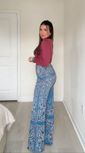 Load image into Gallery viewer, Bandana Print Jeans
