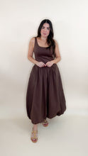 Load image into Gallery viewer, Bubble Maxi Dress
