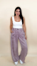Load image into Gallery viewer, Lorena Comfy Pants
