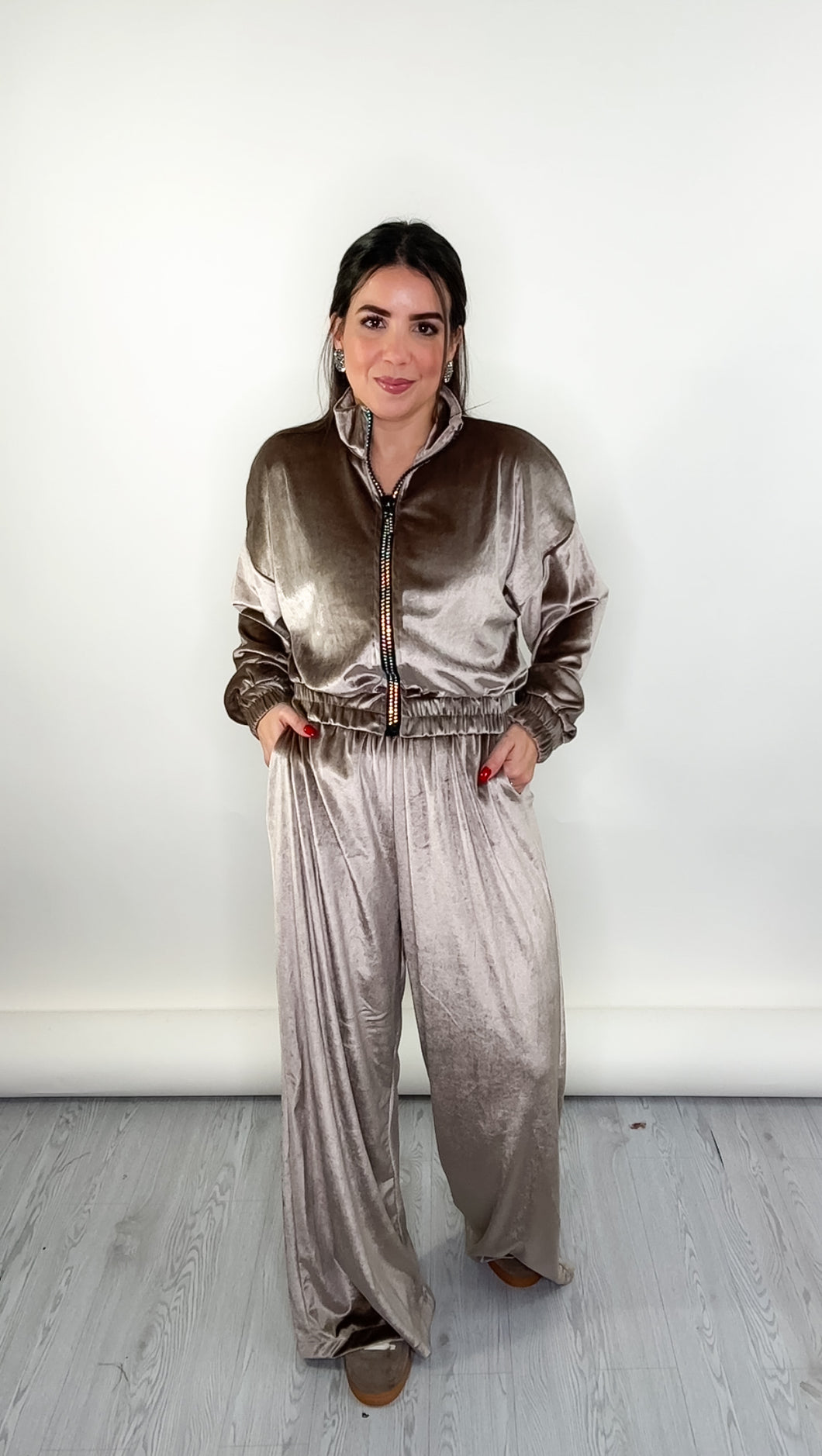 Leslie Velvet Comfy Set