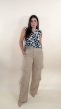 Load image into Gallery viewer, Capuccino Cargo Pants
