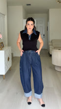 Load image into Gallery viewer, Hilary Barrel Jeans
