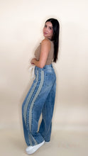 Load image into Gallery viewer, Relaxed Denim Pants
