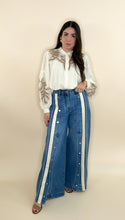 Load image into Gallery viewer, Penny Long Sleeve Blouse
