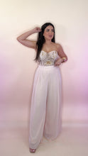 Load image into Gallery viewer, Flor Two Piece Set
