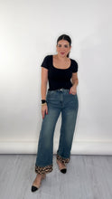 Load image into Gallery viewer, Essy Folded Jeans
