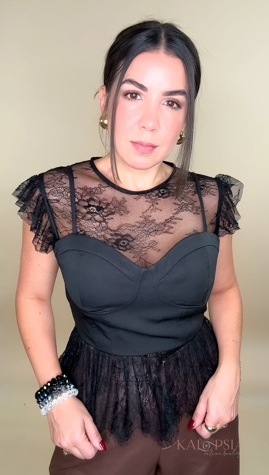 Laura Contrast Top