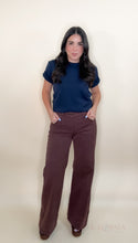 Load image into Gallery viewer, Beautiful Choco Jeans

