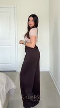 Load image into Gallery viewer, Suiza Comfy Pant - Brown
