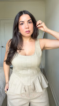 Load image into Gallery viewer, Leslie Two Piece Set - Beige
