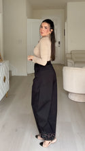 Load image into Gallery viewer, Lissa Barrel Casual Pants - Black
