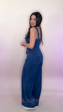 Load image into Gallery viewer, Karel Two Piece Set
