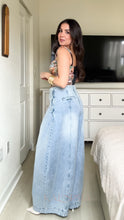 Load image into Gallery viewer, The Perfect Baggy Jeans
