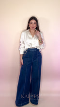 Load image into Gallery viewer, Lovely Maxi Jeans
