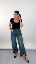 Load image into Gallery viewer, Essy Folded Jeans
