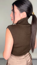 Load image into Gallery viewer, High Neck Top Sweater
