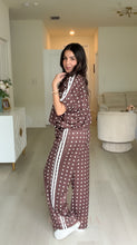 Load image into Gallery viewer, Comfy Polka Dots Set - Brown
