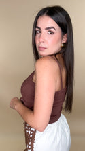 Load image into Gallery viewer, Flowery Crop Top - Brown
