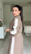 Load image into Gallery viewer, Rivour Two Piece Set - Mocca
