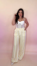 Load image into Gallery viewer, Giri Corset - White
