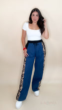 Load image into Gallery viewer, Animal Print Jogger Pants - Black
