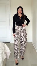 Load image into Gallery viewer, Zebra Barrel Pants
