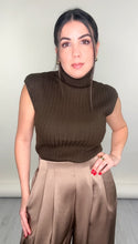 Load image into Gallery viewer, High Neck Top Sweater
