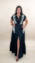 Load image into Gallery viewer, Embroidered Black Flower Dress
