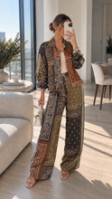 Load image into Gallery viewer, Bandana Print Set - Olive
