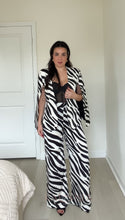 Load image into Gallery viewer, Zebra Print Chic Set
