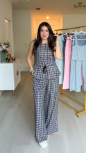 Load image into Gallery viewer, Arinna Two Piece Set
