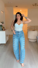 Load image into Gallery viewer, Napo Barrel Jeans
