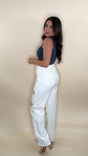 Load image into Gallery viewer, Pearly Embroidered Jeans
