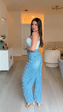 Load image into Gallery viewer, Napo Barrel Jeans
