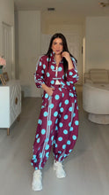 Load image into Gallery viewer, Fashionista Two Piece Set
