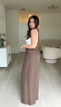 Load image into Gallery viewer, Palazzo High Waisted Pants - Brown
